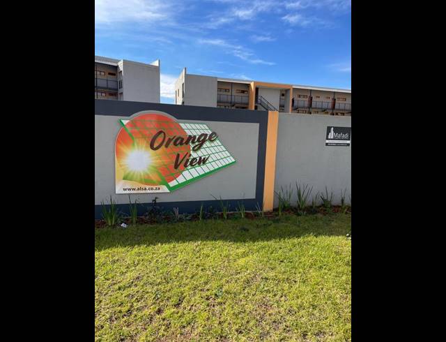 2 BEDROOM APARTMENT FOR SALE IN PROTEA GLEN